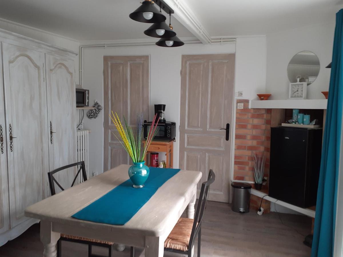 La Neuville-aux-Joutes Relais Des Tourterelles B&B 외부 사진