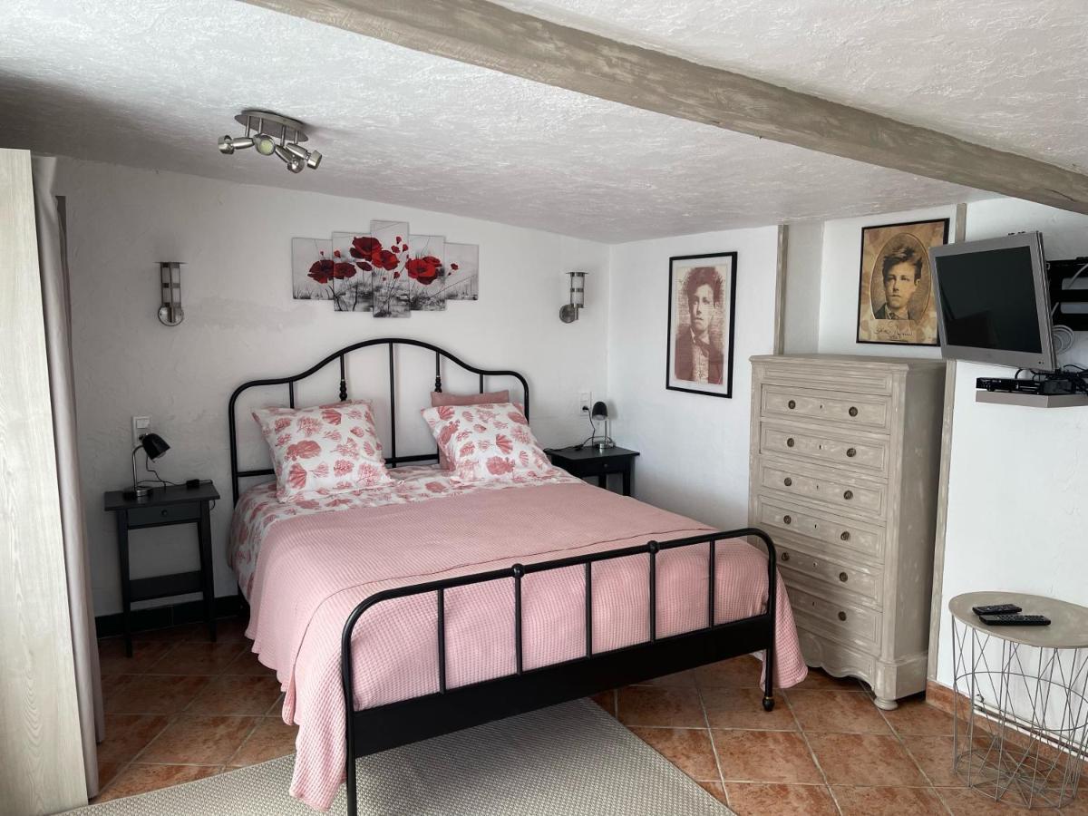 La Neuville-aux-Joutes Relais Des Tourterelles B&B 외부 사진